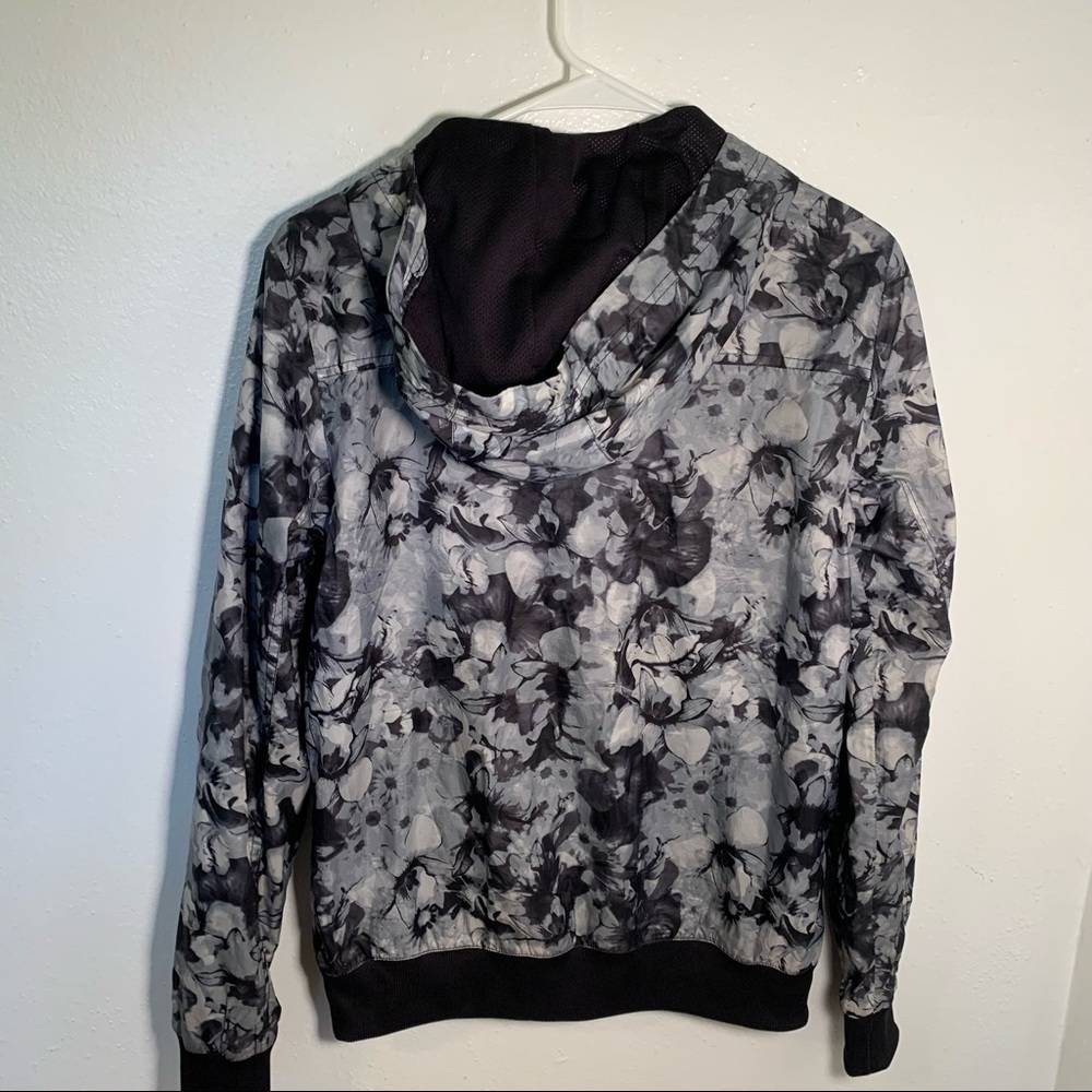 Ideology Full Zip Athletic Black Gray Floral - Picture 7 of 9